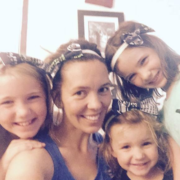 Meet your Posher, Tia