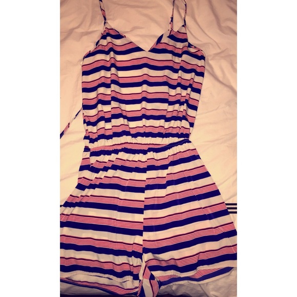 Francesca's Collections Romper!