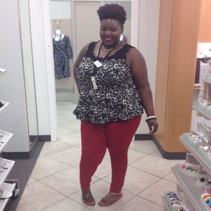 Meet your Posher, Maria