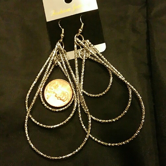 Silver triple teardrop earrings