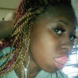 Meet your Posher, Aisha