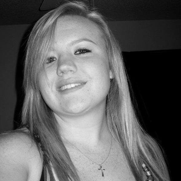 Meet your Posher, Cassidy - Picture 1 of 1