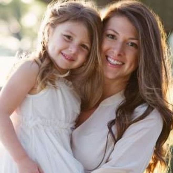 Meet your Posher, Amy - Picture 1 of 1