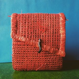 "M'ba M'etta" Appetizer Clutch