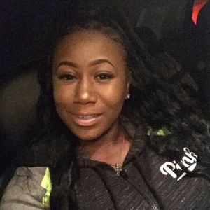 Meet your Posher, Micahia