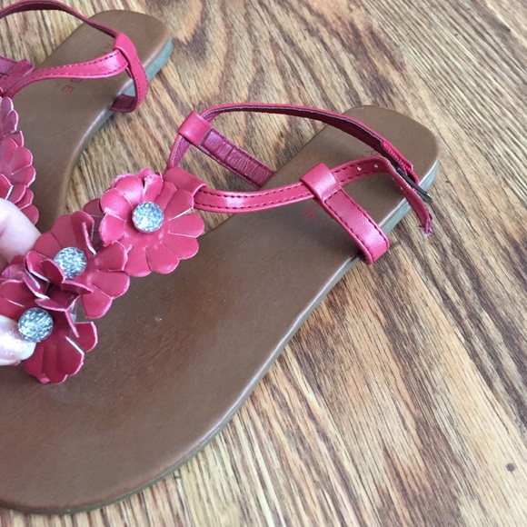 Dark pink flowery rampage sandals - 7.5 - Picture 2 of 3