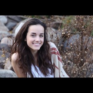 Meet your Posher, Marissa