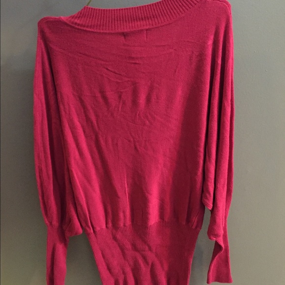 Pink sweater - Picture 2 of 2