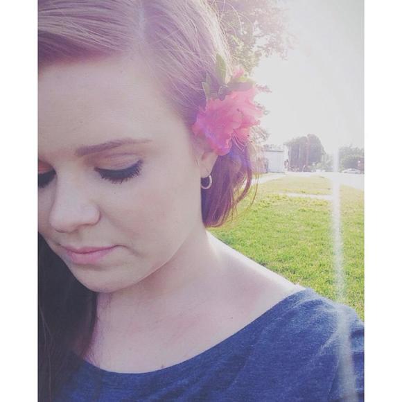 Meet your Posher, Megan - Picture 1 of 1