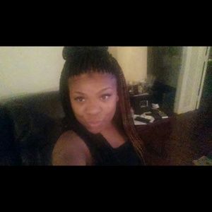 Meet your Posher, Christina