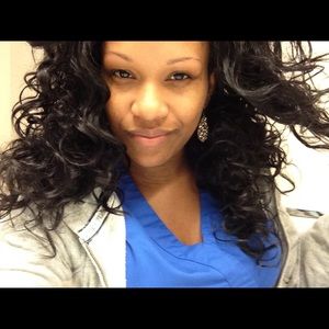 Meet your Posher, Julia