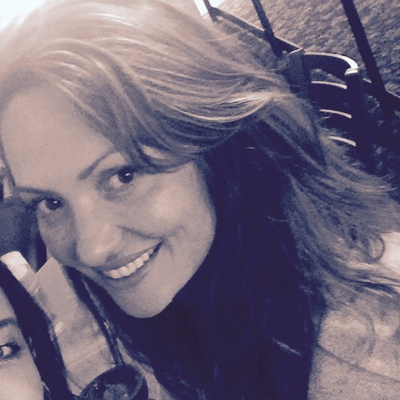 Meet your Posher, Rachel - Picture 4 of 4