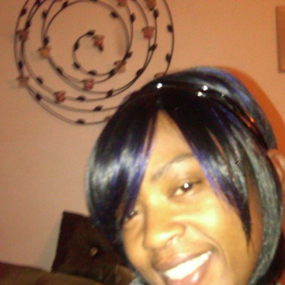 Meet your Posher, Danielle - Picture 1 of 1