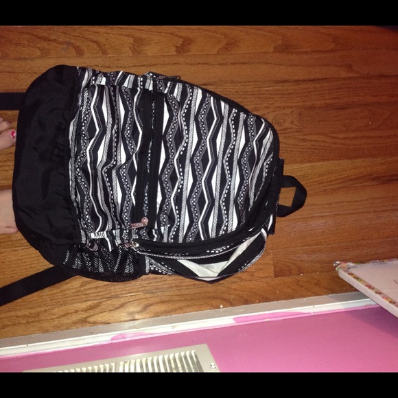 Pink vs backpack