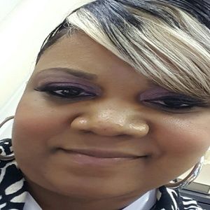 Meet your Posher, Sharisse