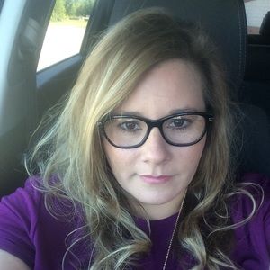 Meet your Posher, Venessa