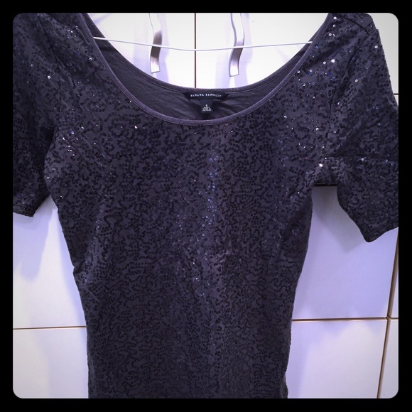 Gray Banana Republic sequined top, small