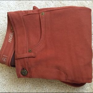 DL1961 Angel Jeans Size 27 NWOT