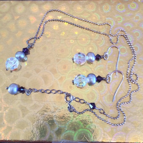 Necklace and earrings set - Picture 2 of 2