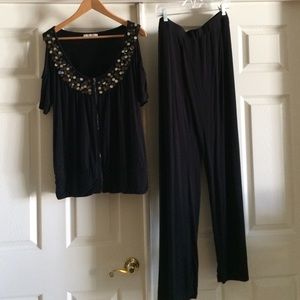 Flash sale! Boston proper cold shoulder set.