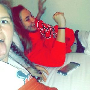 Meet your Posher, Hannah