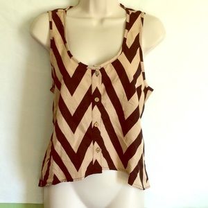 Chevron top