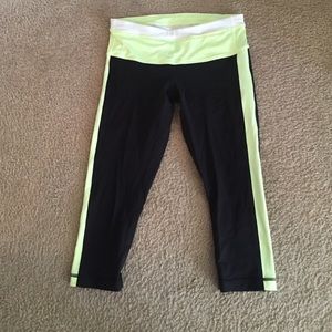 Lululemon capris