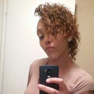 Meet your Posher, Victoria