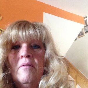 Meet your Posher, Brenda