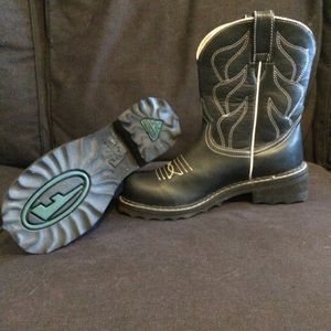 So 7 narrow John Fluevog shortie cowboy boots