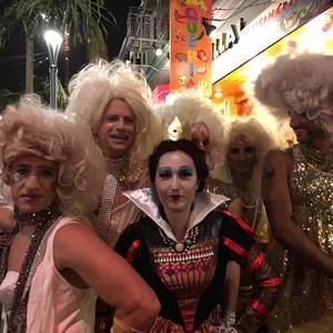 Meet your Posher, Dilan