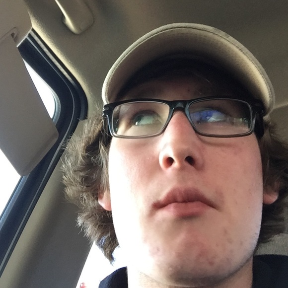 Meet your Posher, Ty - Picture 1 of 1