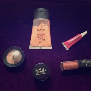 High-end makeup lot