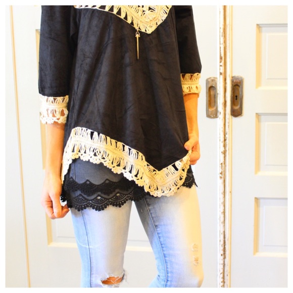 Tops - Black lace cami extender