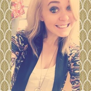 Meet your Posher, Alex