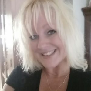 Meet your Posher, Michele