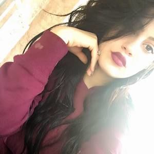 Meet your Posher, Lupita