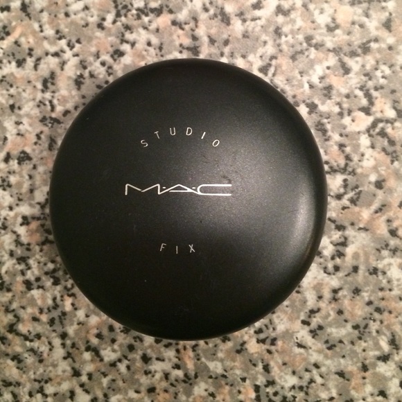 MAC  Studio Fix NC30