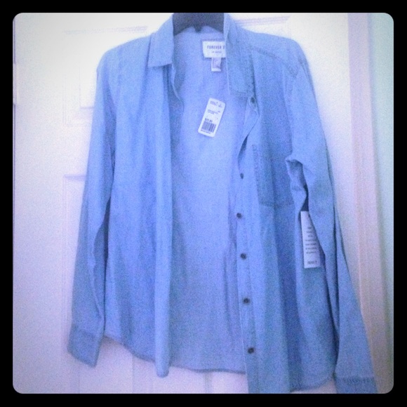 SOLD!! Forever 21 denim button down