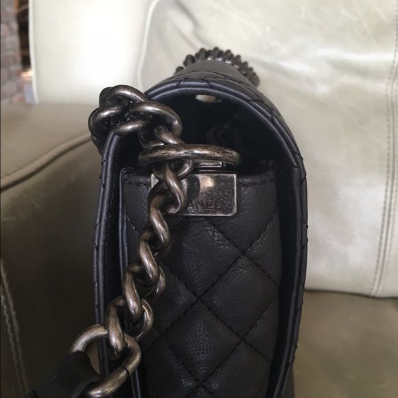 Black Chanel handbag - Picture 2 of 4