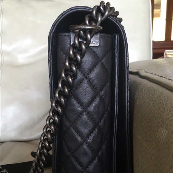 Black Chanel handbag - Picture 3 of 4