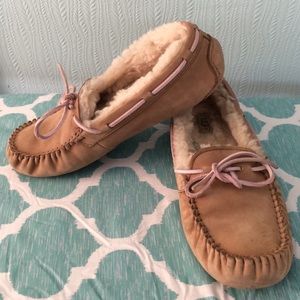 UGG Dakota Slippers