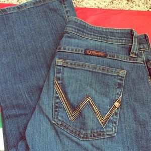 Wrangler women's 3/4 boot cut jeans