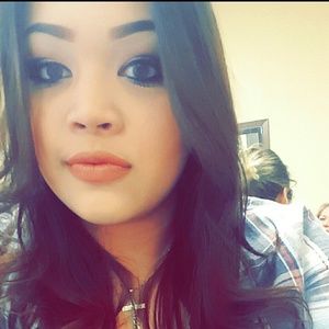 Meet your Posher, Anissa