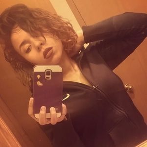 Meet your Posher, Briana