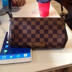 LV favorite PM 100% authentic