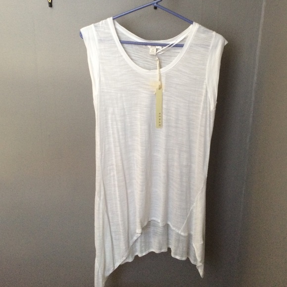 Sleeveless top