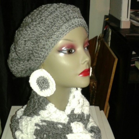 Crochet  sets - Picture 4 of 4