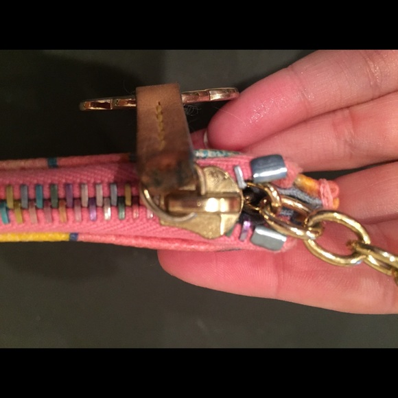 Dooney & Bourke Wristlet - Picture 2 of 4