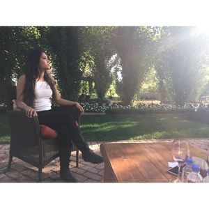 Meet your Posher, Alessandra